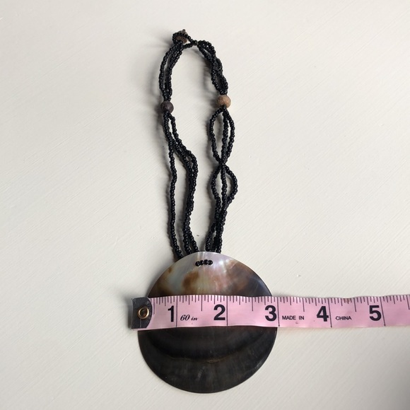 Vintage | Abalone Shell Statement Necklace - Picture 11 of 12